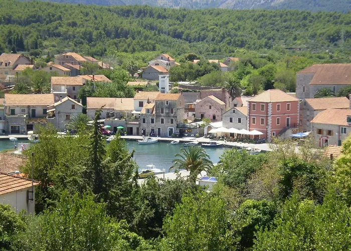 Welcome 3* Vrboska